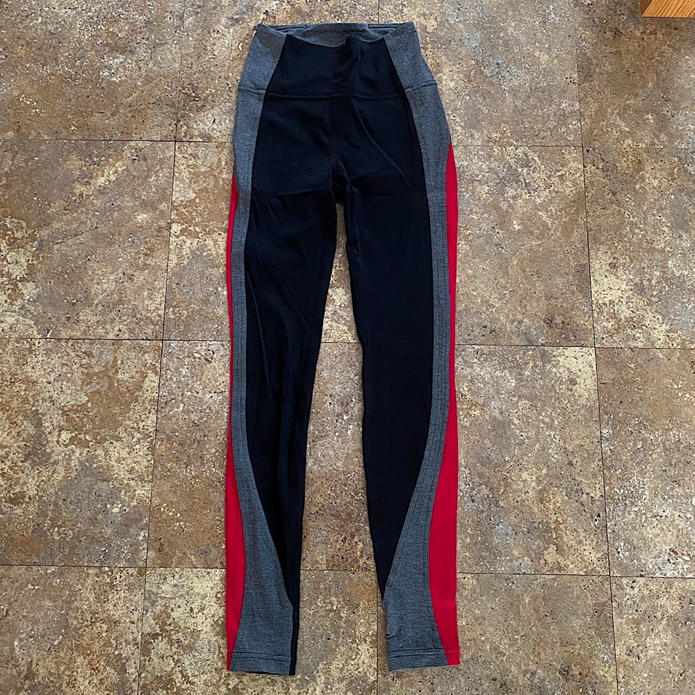 Lululemon Size 2 Get Going Train Tight *28"